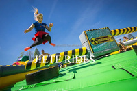 China Fabrica Juegos Inflable De Wipeout Inflables Eliminador Con Brincolines Inflables Para Venta