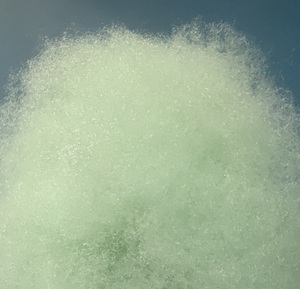 Precio competitivo 7D * 64MM Color verde HCS RPSF Relleno de silicona conjugado hueco reciclado Relleno Fibra cortada de poliéster - Product Image 4