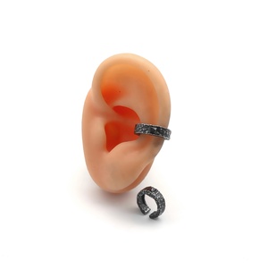 Manchette d'oreille pour homme en acier inoxydable 316L, hypoallergénique, résistante au ternissement, martelée à la main, avec fermoir articulé, sans perçage, style vintage, cadeau - Product Image 5