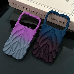 Funda para iPhone 17 Pro Max con Diseño de Hojas en Degradado para Apple 16, Funda Protectora para Teléfono de Mujer con Diseño Alienígena - Product Image 2