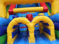 Toboggan aquatique gonflable Vertical Rush avec murs d'obstacles adhérents, entrée, château gonflable et jeux de course pour l'extérieur