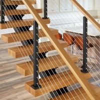 Escalier moderne en métal à poutres carrées pour villa intérieure, conception personnalisée, escalier résidentiel en métal