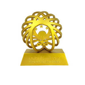 Premios del campeonato del trofeo del <span class=keywords><strong>Halcón</strong></span> dorado estándar nacional de Qatar, recuerdos personalizados del gobierno con grabado árabe - Product Image 2
