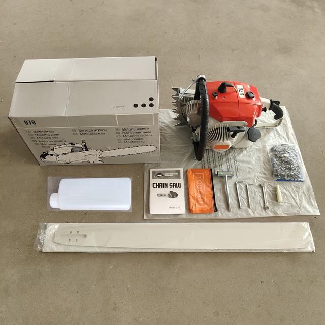 High Quality 070 Chainsaw 105cc Power Saw Powerful Tree Cutter Machine Gasoline Power Chain Saw