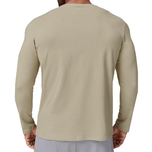 เสื้อยืดแขนยาวผู้ชายแบบสปอร์ตและลำลอง เนื้อผ้านุ่ม ระบายอากาศได้ดี น้ำหนักเบา เหมาะสำหรับกิจกรรมกลางแจ้ง - Product Image 3