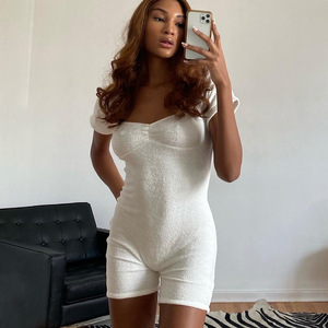 Combinaison blanche à manches courtes et dos nu, taille haute, en polyester tricoté, pour femme, style streetwear - Product Image 1