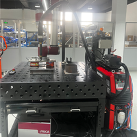 Bras de robot de soudage collaboratif à 6 axes, charge utile de 20 kg, portée de 1780 mm, construction en aluminium pour soudage automatique MIG/TIG