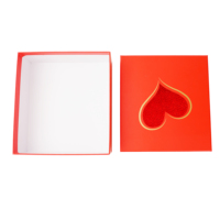 Caja de Regalo Rígida Personalizada en Forma de Corazón Rojo y Dorado con Relleno de Papel Azul Arrugado, Caja de Cartón de Dos Piezas para Perfumes y Cosméticos