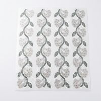Feuille de transfert thermocollante motif Paisley exquis avec strass, tige vert foncé, bourgeon en cristal argenté, bordure botanique à 4 rangées pour Abaya