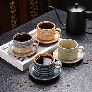 แก้วกาแฟเคลือบเงาแบบ Reactive พร้อมจานรอง ชุดเซรามิกสำหรับใช้ในบ้านและร้านอาหาร แก้วกาแฟลายดอกไม้สำหรับลาเต้ - Product Image 3