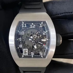 Montre mécanique entièrement automatique pour homme, au design épuré, étanche, idéale pour les affaires et un usage quotidien élégant. - Product Image 1