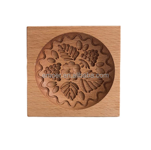 Molde de Galletas de Madera de Haya con Forma de Conejo y Corazón para Árbol de Navidad - Product Image 5