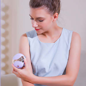 Harga grosir alat pijat kepala listrik silikon pemijat gurita nirkabel 2 gigi dengan terapi cahaya merah - Product Image 5