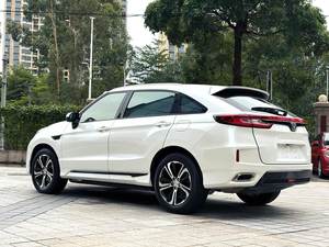 2017 UR-V giapponese SUV 240TURBO benzina 5 posti 2WD veicolo automatico anteriore posteriore freni a disco 50-80L serbatoio carburante 2000kg <span class=keywords><strong>auto</strong></span> usata - Product Image 5