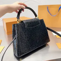 Elegant aaa replica designer handbags For Stylish And Trendy Looks 