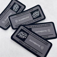 Étiquettes de soin NFC en polyester lavables, taille personnalisée pour vêtements