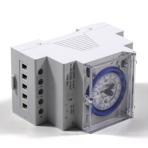 Precio bajo SUL181d 24 horas Temporizador mecánico Motor paso a paso controlado por cuarzo Ac230v 16(4) A Relé de interruptor de tiempo - Product Image 3
