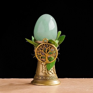 Campana in Ottone Rustica con Cristallo Grezzo e Albero della Vita, Campana Rituale in Metallo Antico per Altare Magico e Decorazione Meditativa - Product Image 5