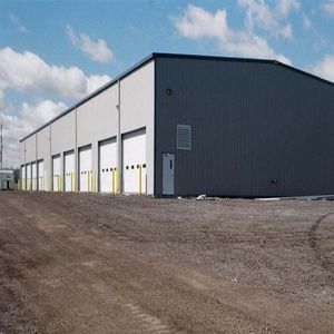 Entrepôt préfabriqué bon marché en chine hangar de stockage extérieur structure en acier métallique léger bâtiment de construction hangar en <span class=keywords><strong>peb</strong></span> - Product Image 6