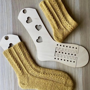 Accessoire de présentation de chaussettes tricotées en <span class=keywords><strong>bois</strong></span> télescopique DIY pour le commerce extérieur Chine - Product Image 4