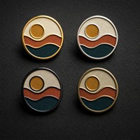 Pins de Esmalte Suave Personalizados con Líneas Metálicas en Relieve para Marcas, Artistas, Eventos y Mercancía, MOQ 50