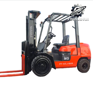 Chariot élévateur TOYOTA 7FD30 3 tonnes d'occasion, importé du Japon, moteur 1DZ-2, machine d'occasion, alimenté au carburant, avec déplacement latéral. - Product Image 1