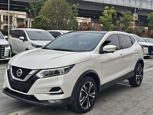 Nissan Qashqai <span class=keywords><strong>SUV</strong></span> d'<span class=keywords><strong>occasion</strong></span> 2015-2025, caméra de recul, transmission <span class=keywords><strong>automatique</strong></span> essence, pneus R17, traction avant, conduite à gauche, cuir - Product Image 2