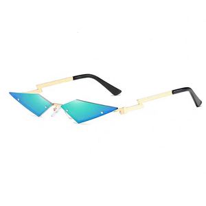 Fabricación Venta caliente sin montura pequeña de ojo de <span class=keywords><strong>gato</strong></span> <span class=keywords><strong>gafas</strong></span> de sol Diamante de moda <span class=keywords><strong>gafas</strong></span> de sol de las mujeres 2020 - Product Image 3
