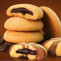Machine à encrustation à double remplissage pour biscuits fourrés, machine à former des biscuits au chocolat bicolore à vendre