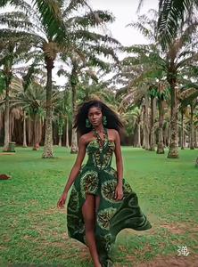 ZHAORUN 100% Polyester <span class=keywords><strong>Satin</strong></span> Tissu Stocklot Textile Hollande Ghana Ankara Cire Imprimé pour Robes Blackout Caractéristique - Product Image 6