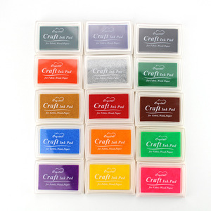Tamponi d'Inchiostro Lavabili Non Tossici 15 Colori <span class=keywords><strong>per</strong></span> <span class=keywords><strong>Timbri</strong></span> in Gomma, Carta, Legno e Tessuto - Product Image 5