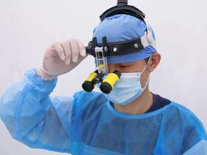 Tandheelkundige Kop Gemonteerd Chirurgische Loupe Slh 4.0x & 5.0x & 6.0x Werkafstand Optionele Verstelbare Pupilafstand - Product Image 2