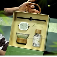Coffret Cadeau de Bougies Aromatiques en Verre à la Cire de Soja et au Bambou, Diffuseur d'Huiles Essentielles de Luxe Style Chinois avec Pierres, Décoration Sans Flamme