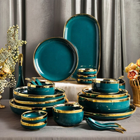 Service de table de luxe nordique, vaisselle en céramique durable avec bord doré, comprend des assiettes, des bols à salade pour les fêtes