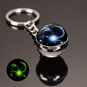 Moda luminosa <span class=keywords><strong>horóscopo</strong></span> bola de cristal colgante que brilla en la oscuridad 12 signo <span class=keywords><strong>del</strong></span> zodiaco llavero para Mujeres Hombres - Product Image 2