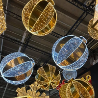 Décorations lumineuses de Noël de luxe, lumières LED en forme de boule 3D, grosses boules de Noël décorées pour le plafond