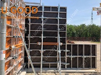 Encofrado de Columna Ajustable con Marco de Aluminio de Alta Resistencia, Diseño Contemporáneo, Instalación Rápida para Aplicaciones de Hormigón-U