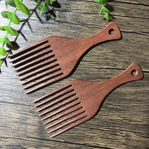 Peigne à dents larges en bambou naturel écologique 15x6.9cm pour démêler et coiffer les perruques, tresses, cheveux <span class=keywords><strong>afro</strong></span>, <span class=keywords><strong>brosse</strong></span> à <span class=keywords><strong>barbe</strong></span>, usage domestique - Product Image 4