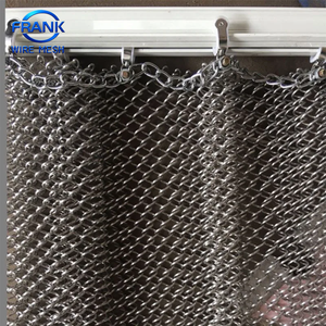 Cortina de Malla Metálica de Lujo en Acero Inoxidable y Aluminio para Decoración de Escaparates de Joyerías - Product Image 4