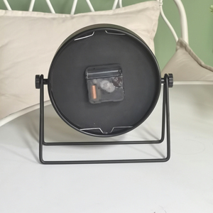 Reloj de Escritorio de Metal Negro Retro Vintage Hecho a Medida para Decoración del Hogar con Diseño Industrial - Product Image 5