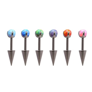 Boucles d'oreilles clous en titane G23 avec opale synthétique sertie à griffes |   Conception à double cône amovible pour piercing hélix du cartilage - Product Image 1