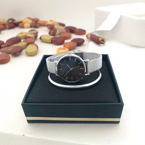 Coffret Cadeau Montre Or Rose Noël Bracelet Acier Inoxydable Cuir Mouvement Quartz Japonais Faible MOQ OEM Style Tendance Paquet Surprise - Product Image 3