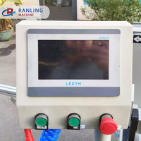 Máquina de Perforación y Fresado CNC de Aluminio Versátil con Mesa Inclinable, Programación Automática, Alta Precisión y Eficiencia