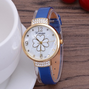 Montre pour femme à cadran coquille, style coréen minimaliste, bracelet en cuir ultra fin, montre à quartz pour femme, vente en gros d'usine - Product Image 6