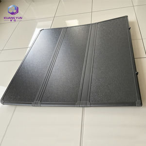 Kunden spezifische dreifach gefaltete Persenning für Ford F150 2015-2020 5,5 Fuß LKW-Ladefläche Einziehbare und wasserdichte manuelle Verriegelung funktion - Product Image 5