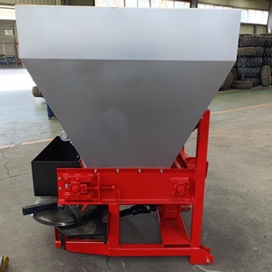 En venta, esparcidor de fertilizante de trabajo suspendido para agricultura impulsado por tractor con caja de cambios para esparcir césped - Product Image 6