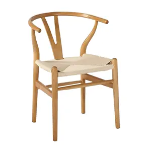 Vente en gros de chaises Wishbone Y à tressage design moderne chaises de restaurant en rotin avec bras en bois massif