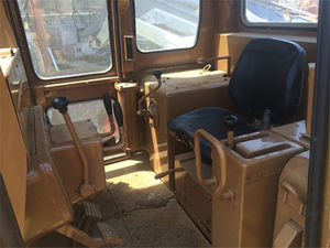 Bulldozer CAT D6D Usado de Alta Calidad, Piezas Originales, Baja Tasa de Fallos, Topadora de Segunda Mano en Venta - Product Image 6