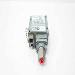 9012 <span class=keywords><strong>Gcw</strong></span> 3 Switch 0 25in 600v Ac 170 5600psi Nouveau Original En Stock Automatisation Industrielle Pac PLC Dédié - Product Image 1