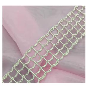 Adornos de bordado Cornely de 6 cm, blancos, hechos en Italia, para costura y manualidades. - Product Image 1